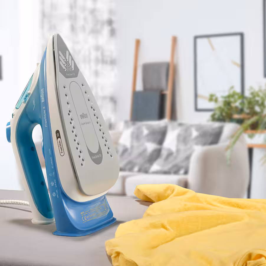 Braun FreeStyle 3 Steam Iron with FreeGlide 3D Technology & SuperCeramic Soleplate