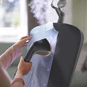 Kills up to 99.9% of bacteria to refresh and remove odors