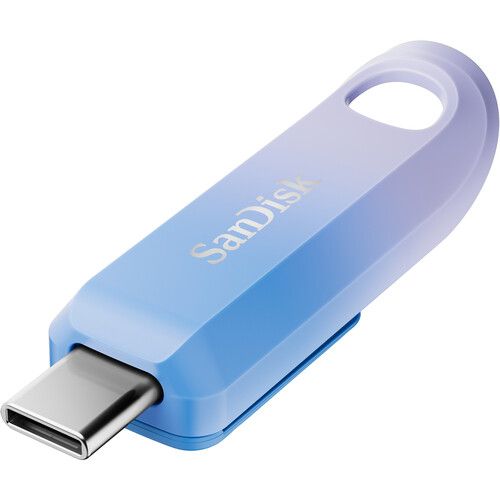 محرك فلاش من سانديسك كريتر بتقنية USB Type-C، بسرعة تصل إلى 400 ميغابايت في الثانية و سعة 1 تيرابايت.