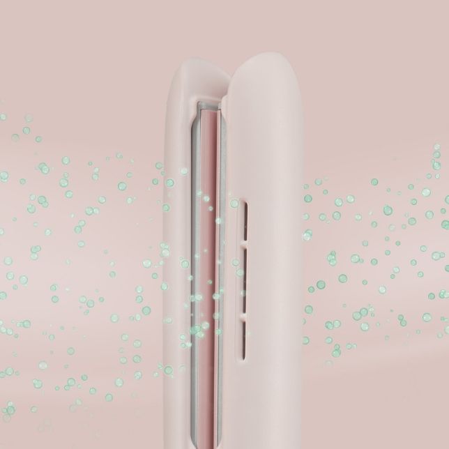 شعر ناعم ولامع مع طبقة أيونية