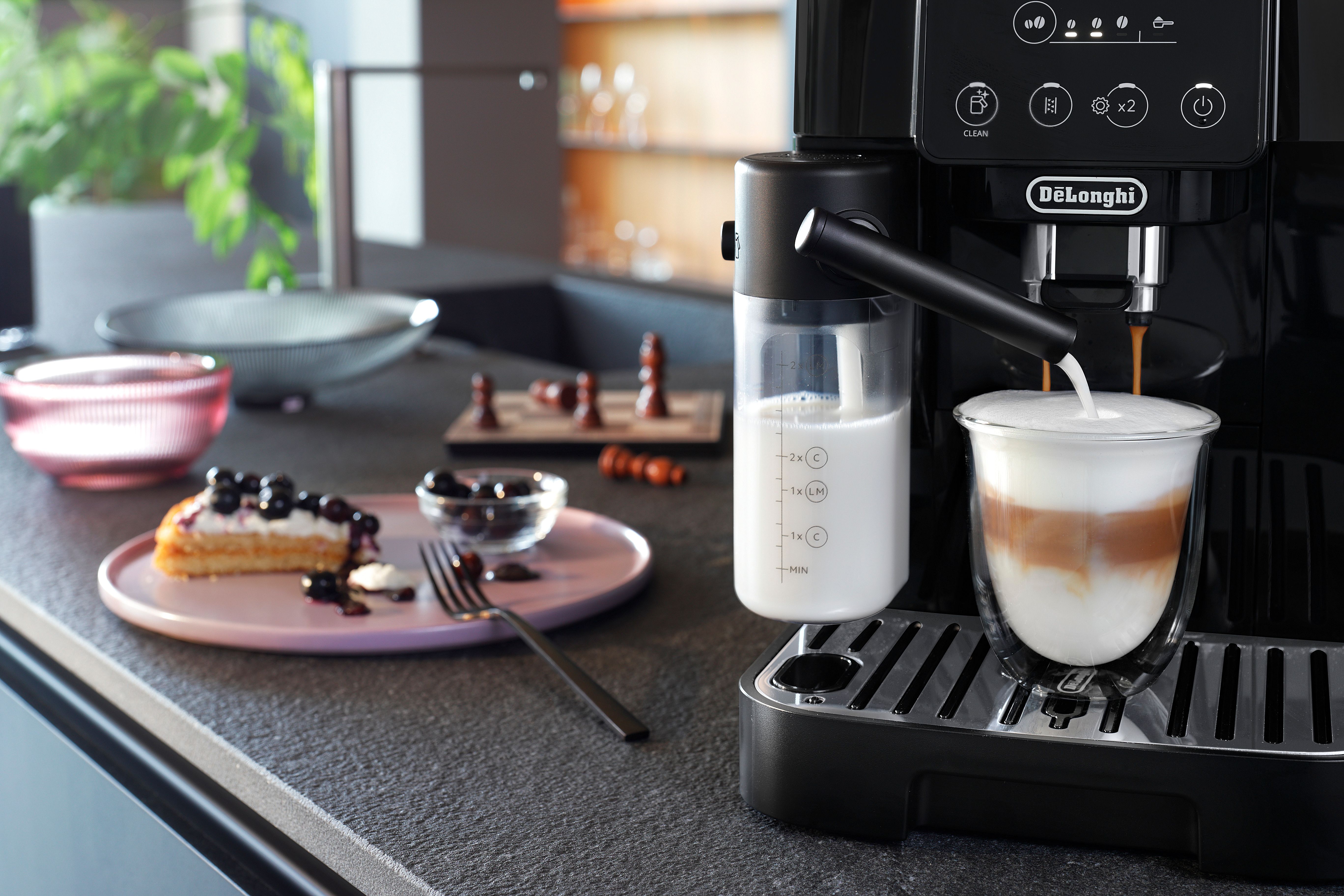 Craft Creamy Lattes at Home