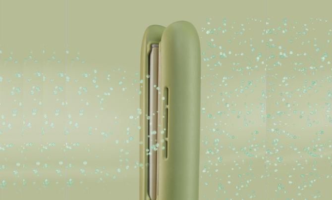Smooth, Shiny Hair with Ion Coating